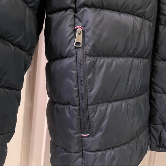 Tommy Hilfiger Water Resistant Quilted Puffer Jacket 
Youth XL - Picture 6 of 8